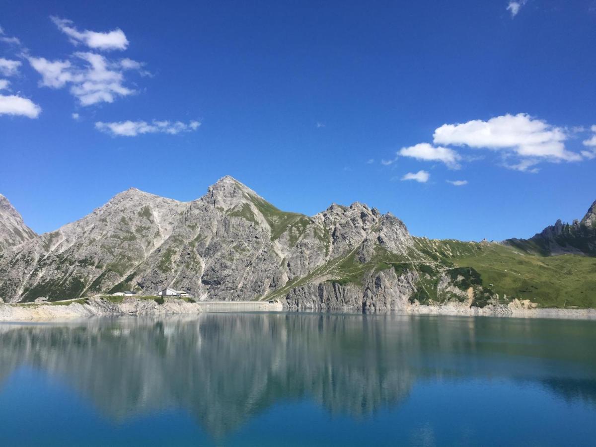 Ferienwohnung Alpblick Bludenz Exteriör bild